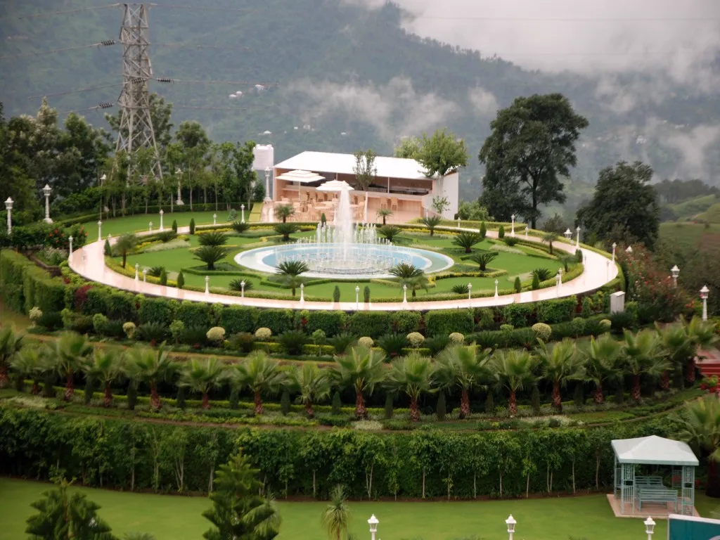 Destination Resort Kandaghat