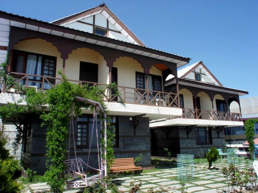 Snow King Resort, Kufri — 3